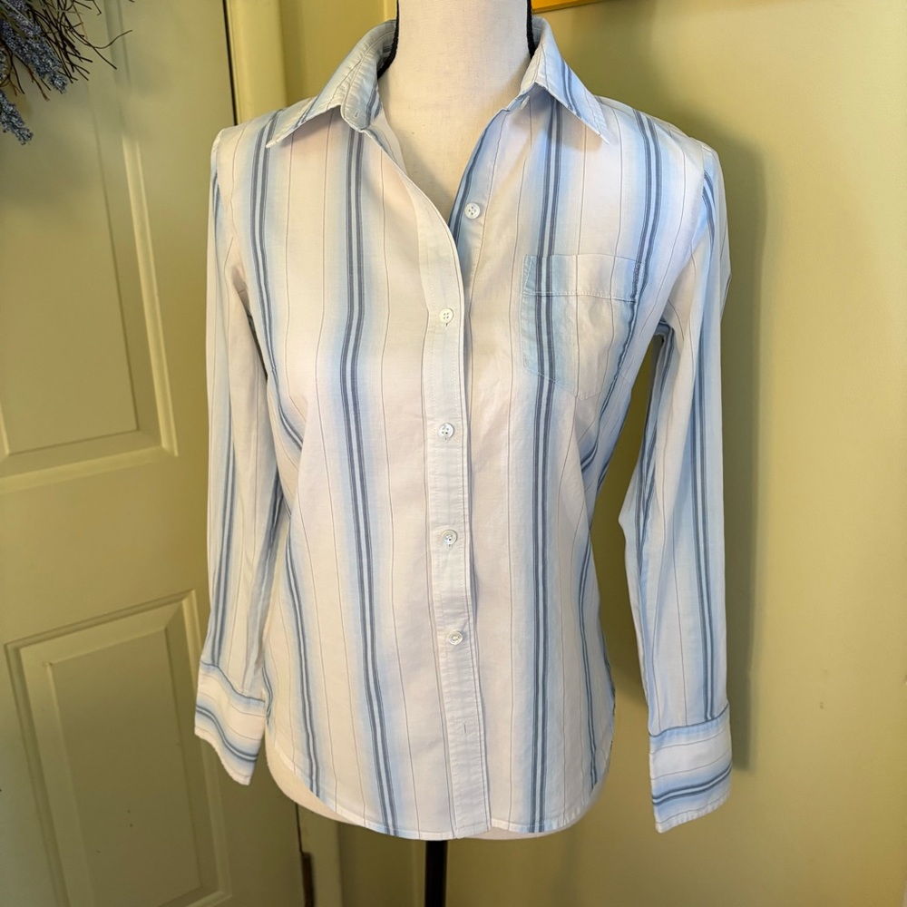 J CREW Vintage 👕 Striped Button-Up Shirt size XS